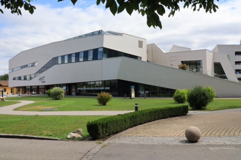 Gebäude der KärntenTherme in Warmbad-Villach