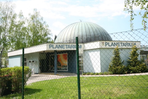 Kuppelbau des Planetariums im Europapark Klagenfurt