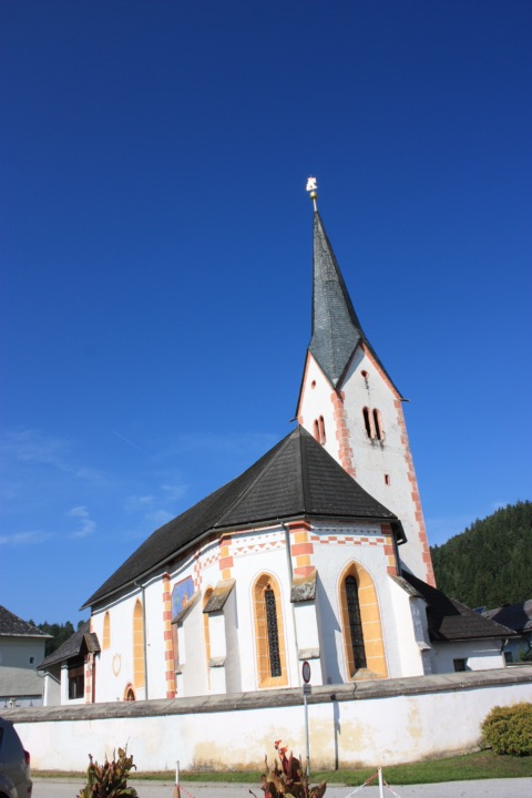 Pfarrkirche zum hl. Florian in Rinkenberg/Vogrče an der Wanderroute