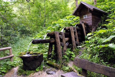 Quellfassung Silberbründl am Trögerner Bach bei der Trögerner Klamm